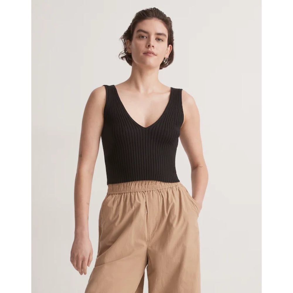 Sz XS Madewell True Black Cropped Rib Knit V-Neck Sweater Tank Top EUC - Picture 4 of 5